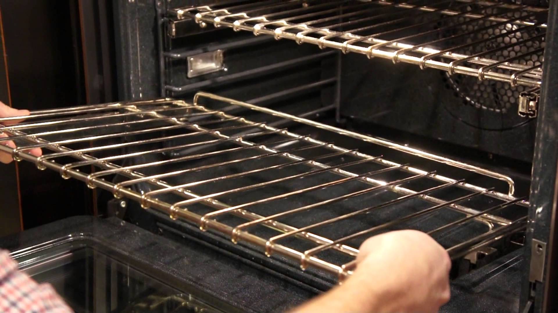 How To Clean Oven Racks: 5 Easy, Proven Methods